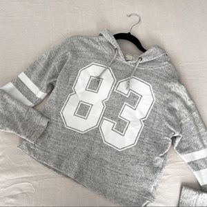 Jersey Number Heather Gray Cropped Hoodie
